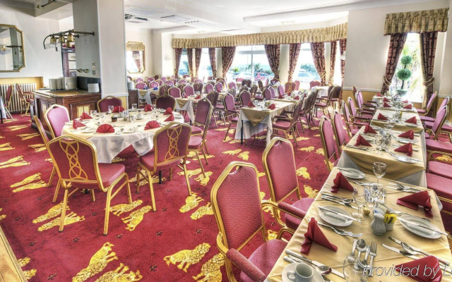 Diamond Hotel