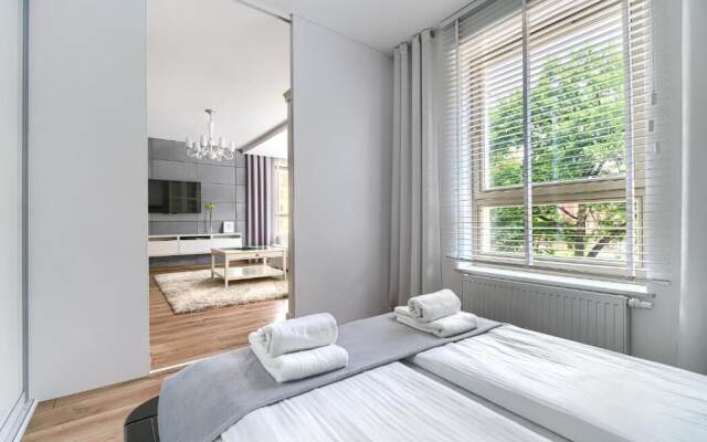 MARGI Eclipse Apartament