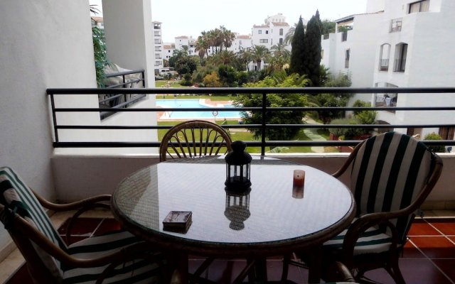 Apartment with 2 Bedrooms in Marbella, with Shared Pool, Furnished Balcony And Wifi - 500 M From the Beach