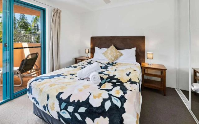 Karana Palms Self Contained Apartments – Guest Rooms – Gold Coast