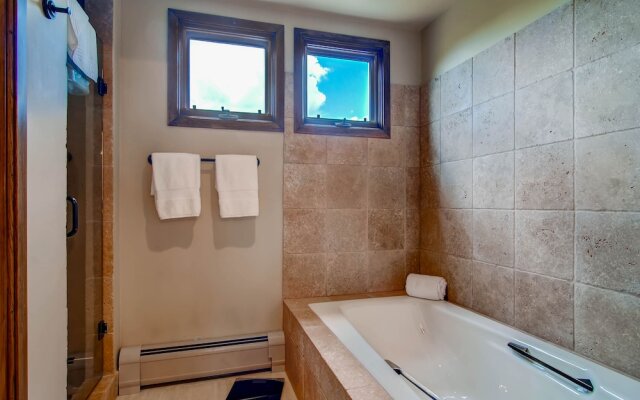 Highlands Lodge by Beaver Creek Mountain Lodging