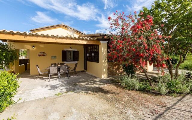 Maria's Countryside House
