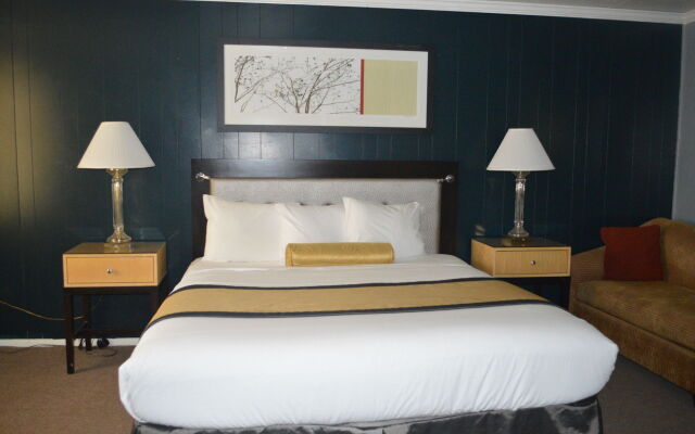James Motel
