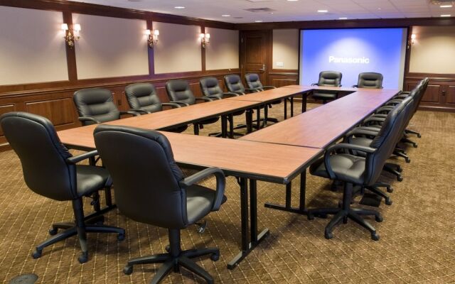 Hillsdale College Dow Hotel and Conference Center