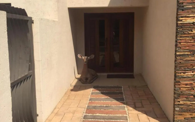 Bluewave Villa at 944 Kota