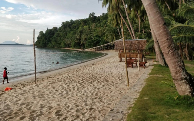 Jungle bar Resto & Cottages