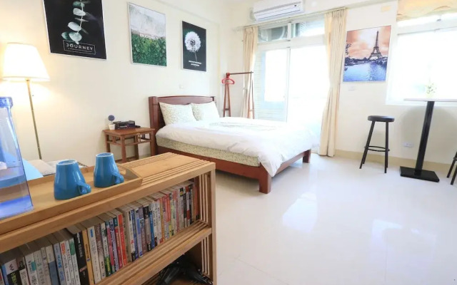 Downshifted House