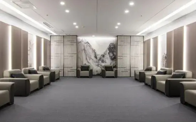 Baicheng Hotel