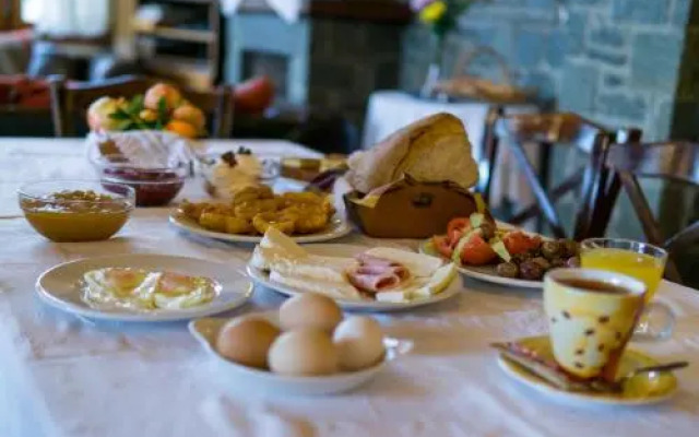 Etheres Tzoumerkon Mountain Resort