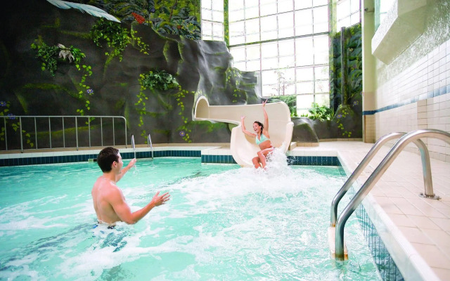 Canad Inns Destination Centre Windsor Park