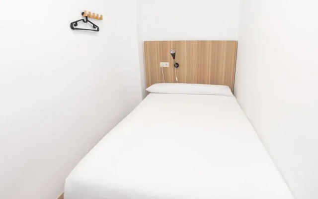 Siesta & Go - Hostel