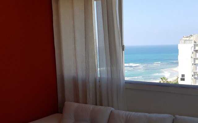 Sea Apartment on Derech Ben Gurion