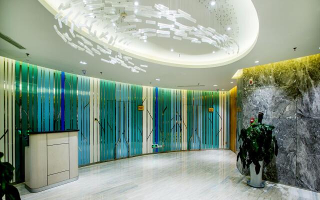 Holiday Inn Express Dalian City Centre by IHG