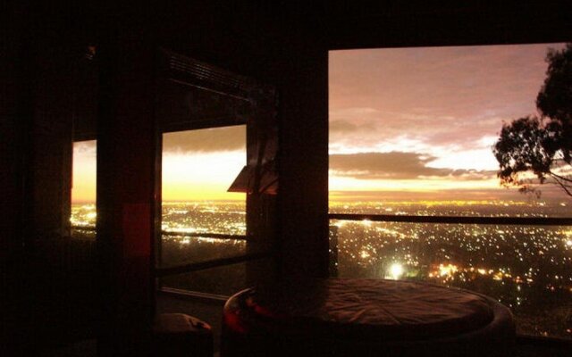 Bonza View