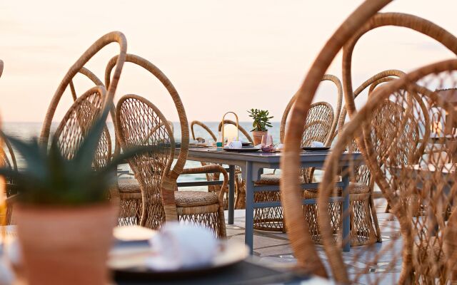 Mandola Rosa Grecotel Boutique Resort