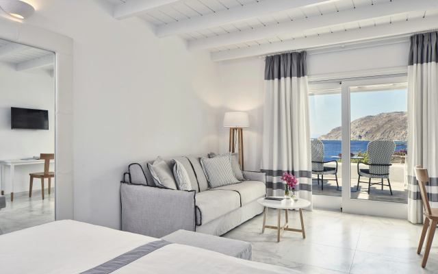 Archipelagos Hotel