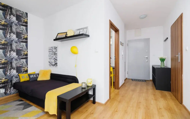 Studio Pradnik Bialy Krakow by Renters