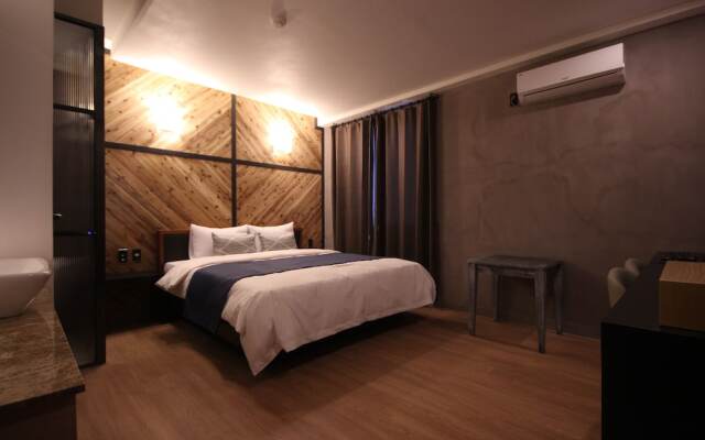 The Club Hotel Seomyeon