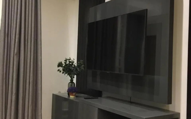 The Green Luxury Apartment