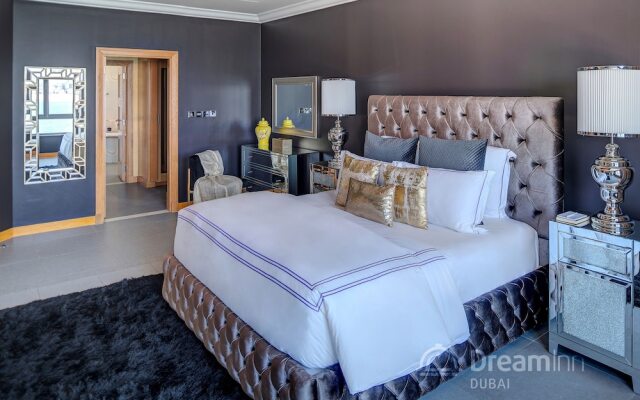 The Palm Jumeirah Villas - Frond O