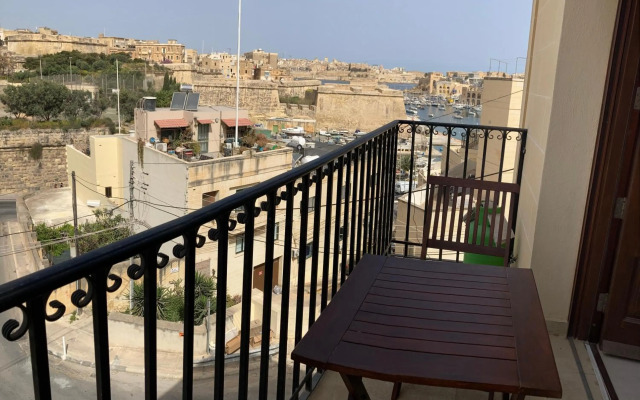 Grand Harbour View Lookout