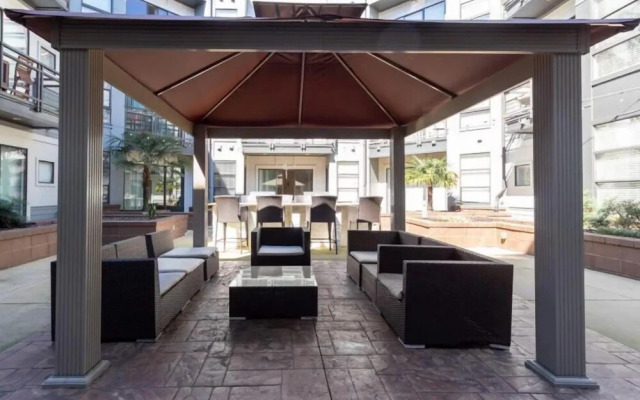 Luxury Apartment 329