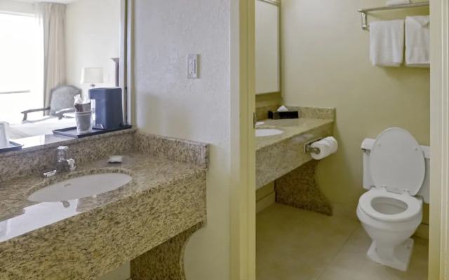 Economy Hotel Plus Wichita