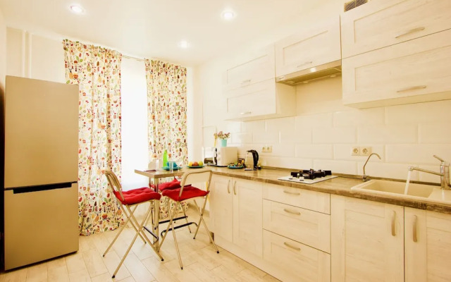 LUXKV Apartment on Nikoloyamskiy 3A