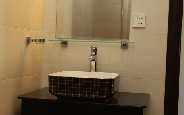 Swat Palace Hotel by Northin