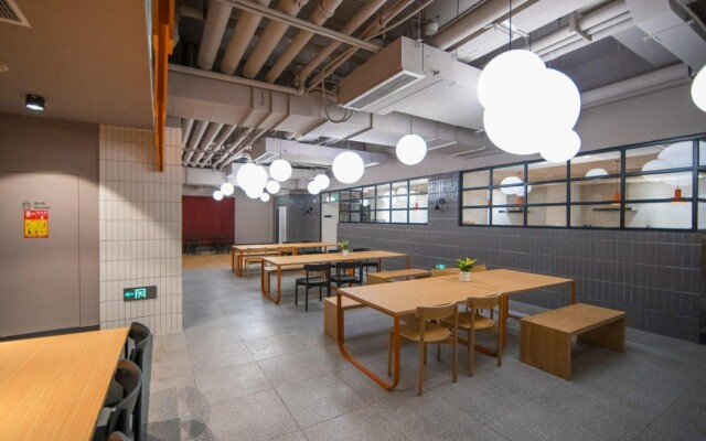 baseLITE HUANGXING Serviced Apartment
