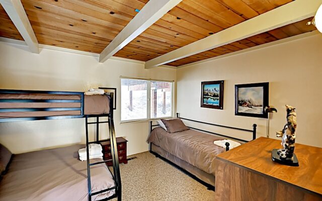 Mountaintop #D - 4 Br Condo