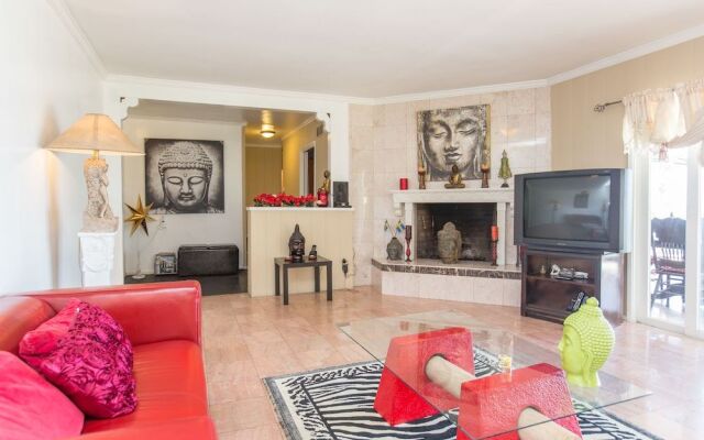 Bel-Air Villa, 3 Bedrooms - Celebrity Area