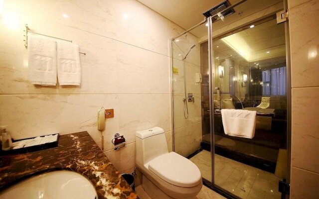 Hollyear XK Hotel