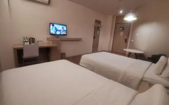 HanTing Hotel (Pinghu Xinhua Middle Road)