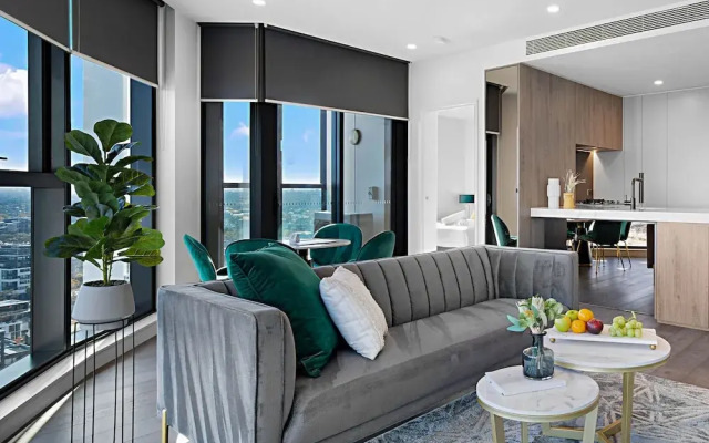 Lumina Suites