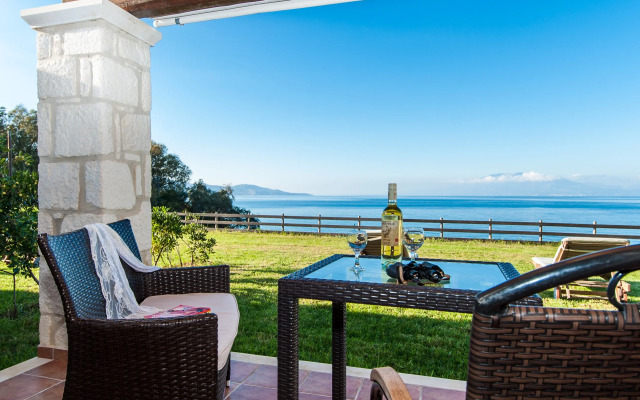 Kavos Psarou Villas