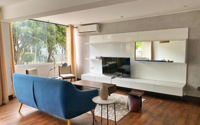 LUXURY 2BR In San Isidro