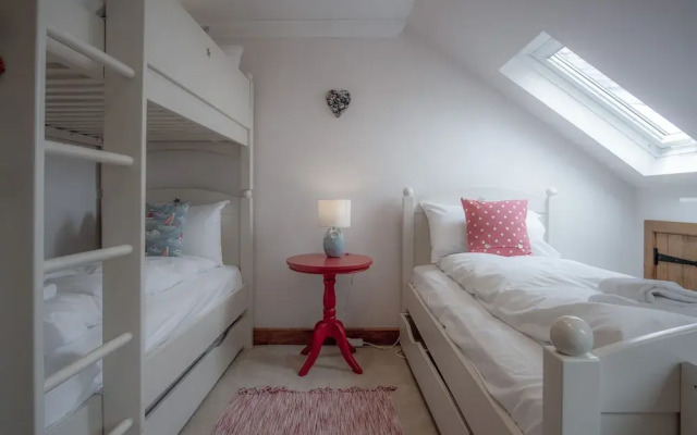 Highfield - 3 Bed - Llanmadoc