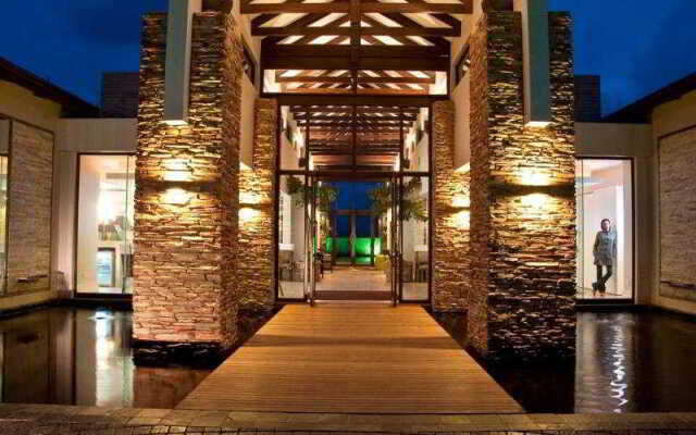 Boulevard 44 Boutique