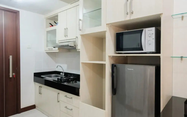 Cozy with City View Studio at Scientia Apartment