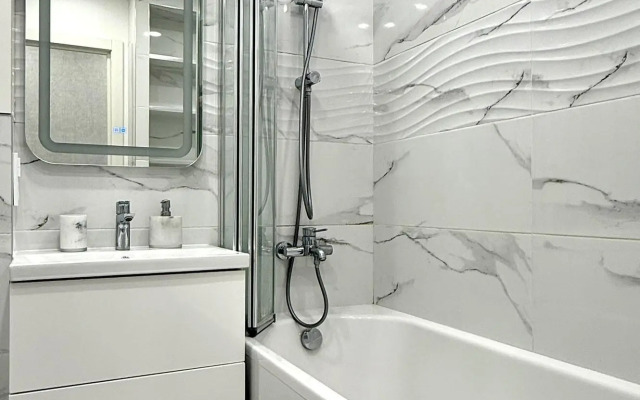 Apart Mari на набережной Адмирала Трибуца 63