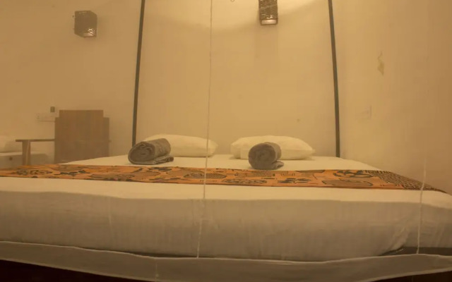 Eagle Resort Arugambay