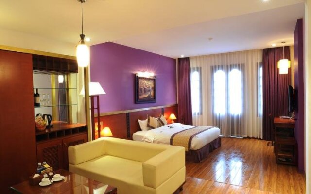 Aranya Hotel