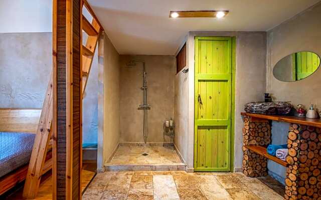 Paradise on the horizon