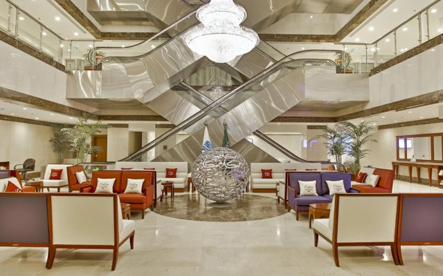 Отель Makarem Al Bait