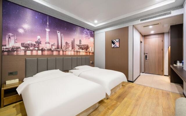 Rezen Brook Hotel (Shanghai Caolu Minlei Road Subway Station)