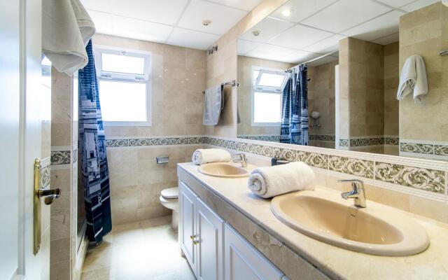 Lbp - 3 Bedroom Penthouse in Nueva Andalucia