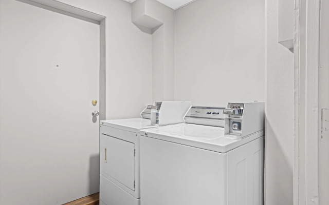 Super 8 by Wyndham Thunder Bay