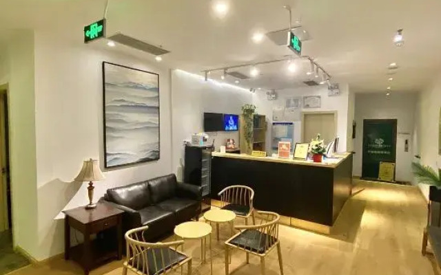Lemon Tree Hotel