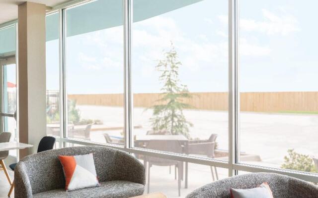 avid hotel Denver Airport Area by IHG